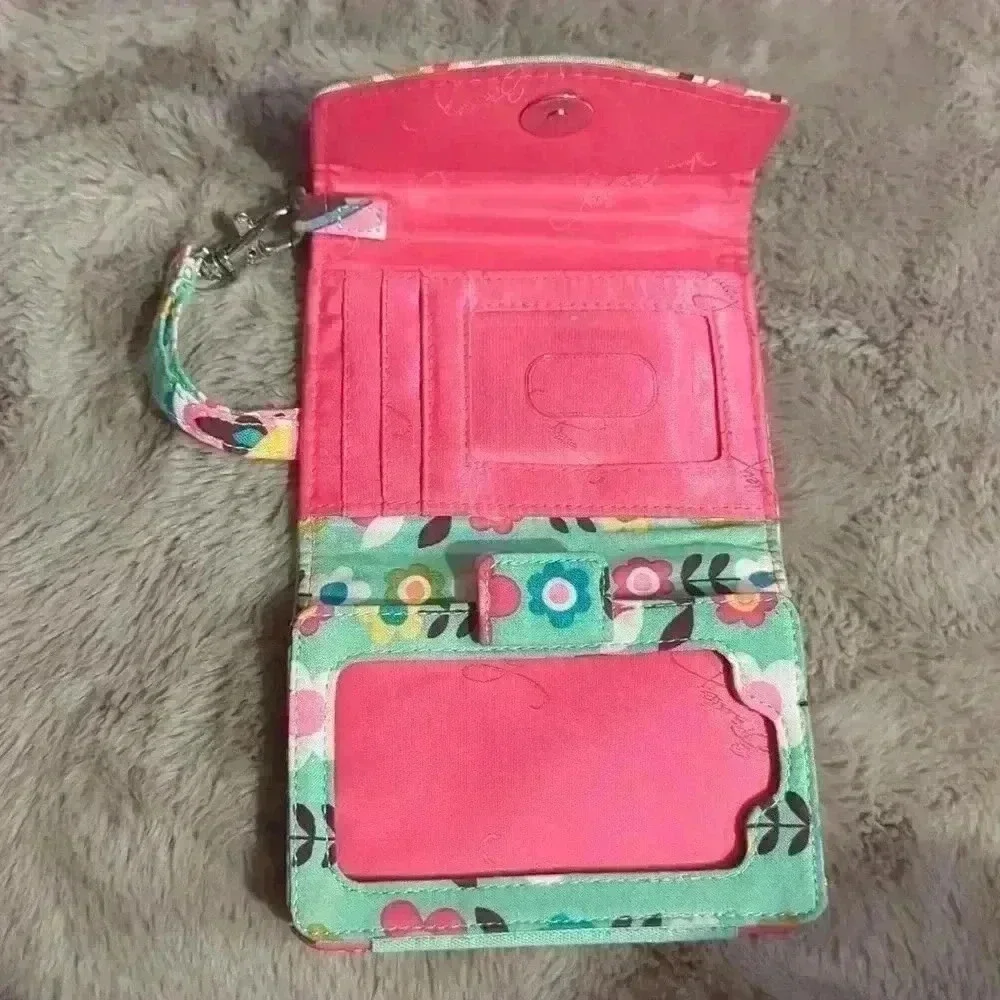 VERA BRADLEY Wristlet Wallet Carry ID Credit Card Cash Bifold Style Snap - Picture 3 of 5
